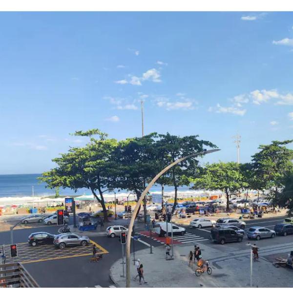 Apartamento incrível de frente para o mar em Copacabana!