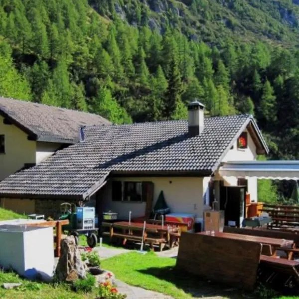 Capanna Tremorgio, hotel em Quinto