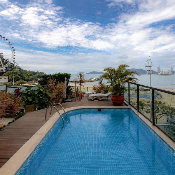 Apto de luxo com piscina privativa e vista para o mar em Balneário Camboriú
