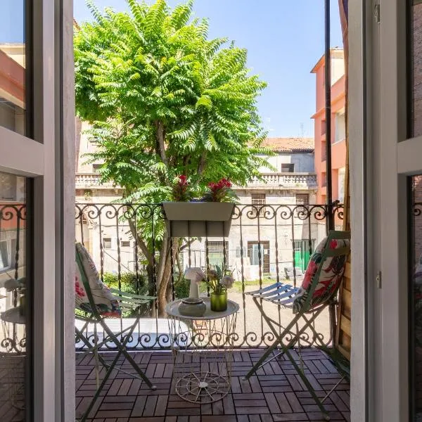 In Centro a Rho Fiera Milano e Ospedale Galeazzi, hotel v destinaci Rho