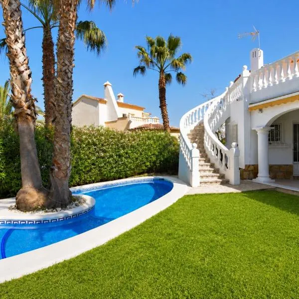 Villa Renoir by Goveralia, hotel i Oliva