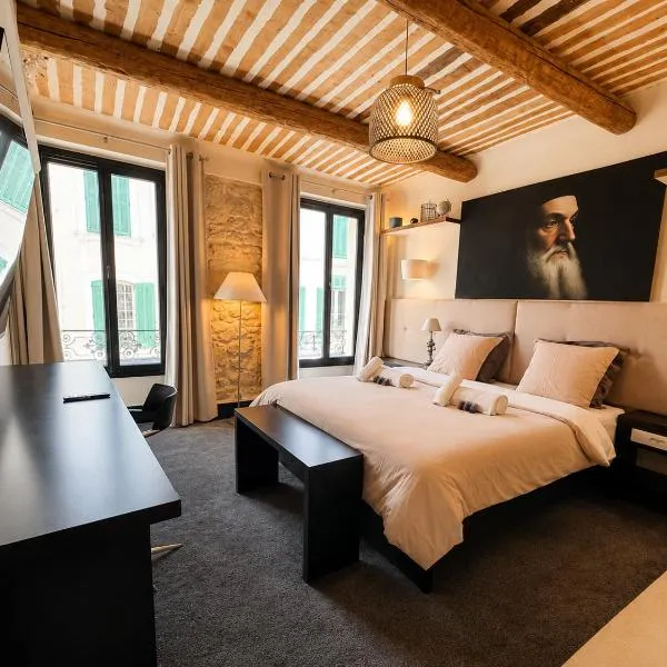 Auberge Nostradamus, Appartement 1, hotel u gradu Salon de Provans