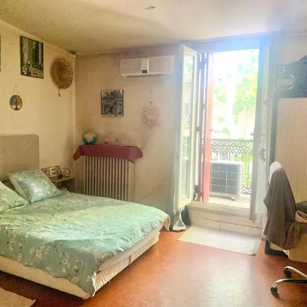 Chambre agréable en centre ville, hotel u gradu 'Pertuis'