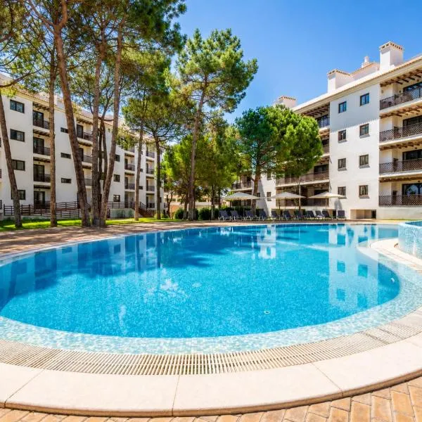 Albufeira Beach and Pool Beach 700m by AlgarStays、アルブフェイラのホテル