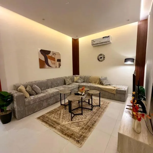 أورا ل التأجير اليومي للعائلات فقط, hotel in Jeddah