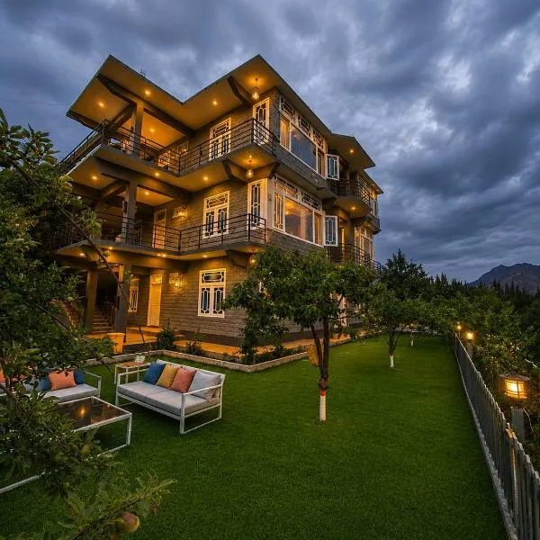 Royal's Villa by Premiere Inn, Hunza, hotell i Hunza
