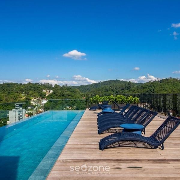 Conforto a apenas 500 m da Vila Germânica PIN1905