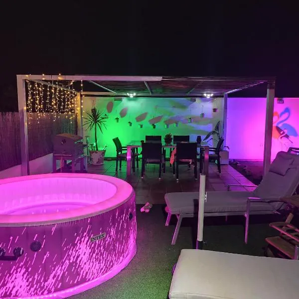 ÁTICO RILQUE, Apartamentos Independientes con Jacuzzi Privado y Terraza en Ronda、ロンダのホテル