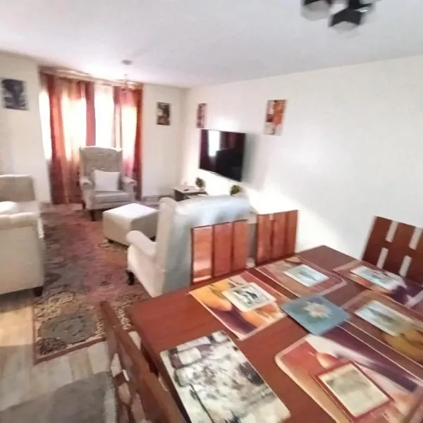 Furaha Masionette apartment Nyayo Estate, hotel i Nairobi
