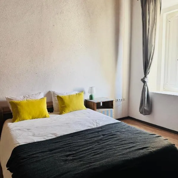Cascais Estoril house - 3 minutes from the beach, hotel in Estoril