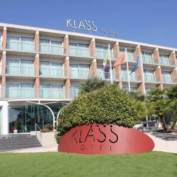 Klass Hotel, hotel in Massignano