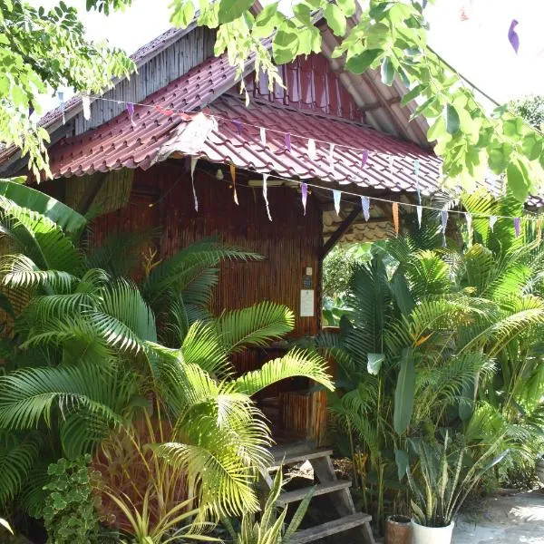 Viesnīca Savet Family Homestay & Tour pilsētā Batambanga