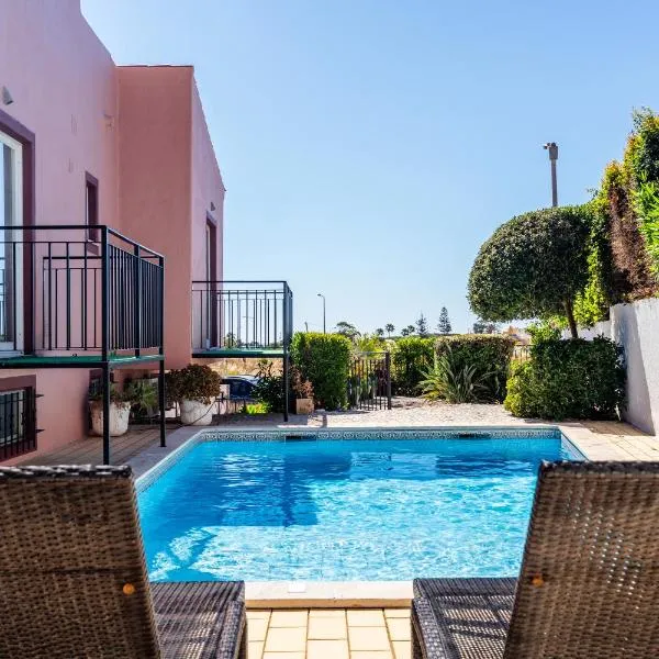 Apartamento em Moradia com Piscina - perto das praias, hotel v destinaci Lagos
