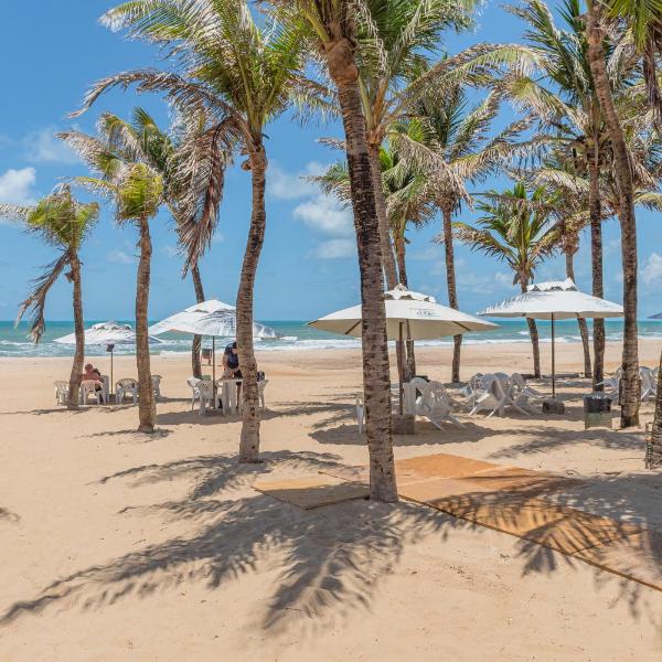 Apê na Areia no Porto das Dunas com Banheira Relaxante e acesso direto para a praia! Ideal para Famílias, Lazer e Conforto pertinho do Beach Park