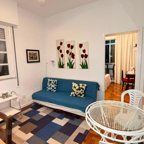 Copacabana apartamento quadra da praia lindo e aconchegante