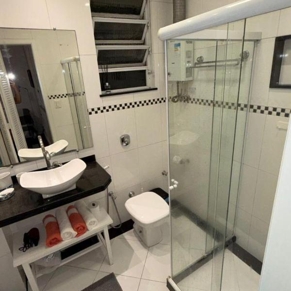 Copacabana apartamento quadra da praia lindo e aconchegante - Foto 3