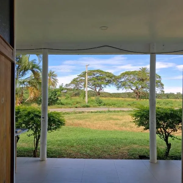 Experience Homestay with Tom, hotel di Nadi