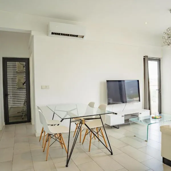 Ebene City Centre - 2 Bedroom Apartment, khách sạn ở Ebene