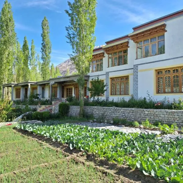 Kailash Mansarovar Homestay & Guest House, hotel u gradu 'Nubra'