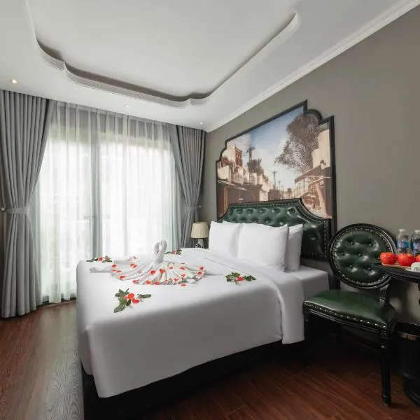 Madelise Ensora Hotel & Travel, hotel in Hanoi