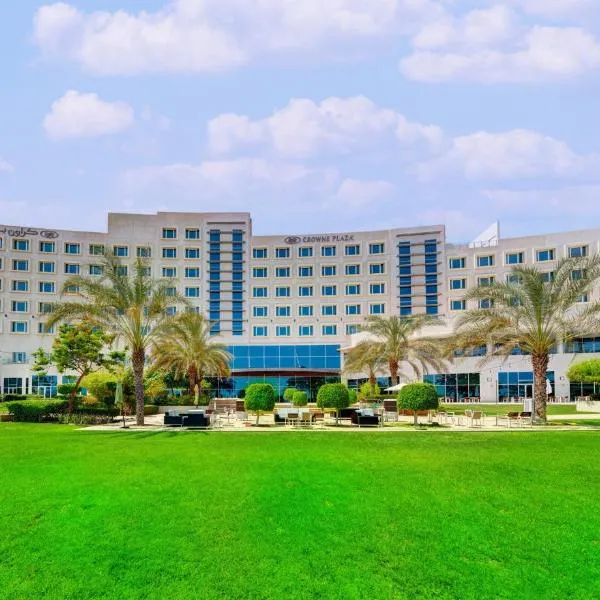 Crowne Plaza Muscat OCEC by IHG, ξενοδοχείο στο Μουσκάτ