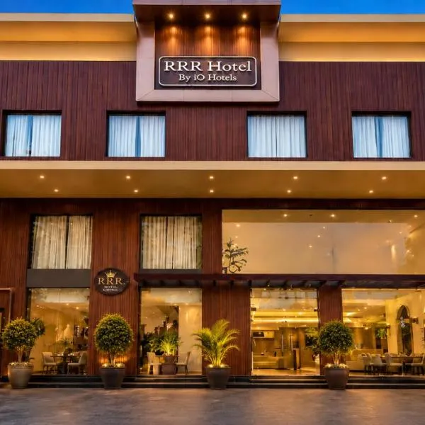 RRR by iO Hotels, khách sạn ở Amritsar