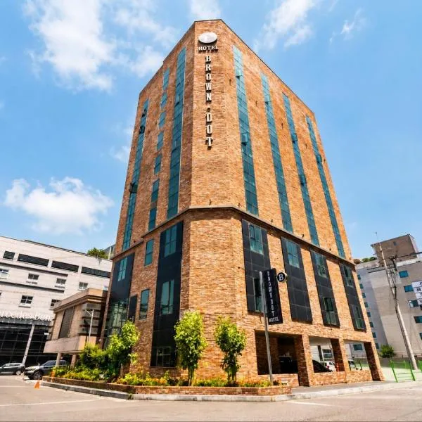 Brown Dot Hotel Ulsan Samsan, hotel en Ulsan