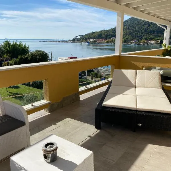 Maison Del Magra, hotel v destinácii Ameglia