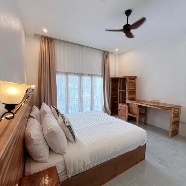 Lebella Nong Khiaw Resort: Nongkhiaw şehrinde bir otel