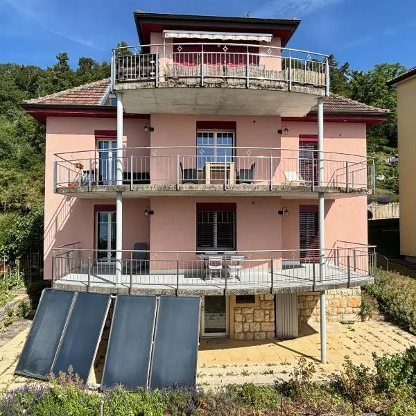 Chez Carole (4 pièces)، فندق في نوشاتيل