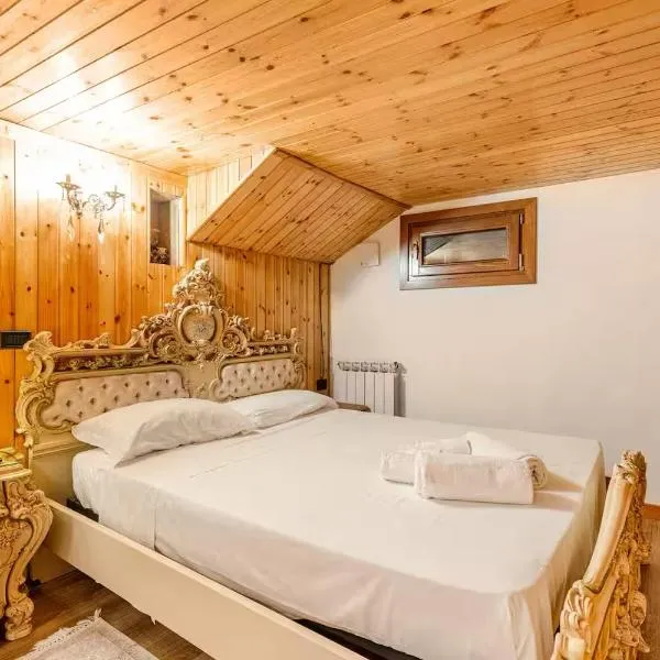 Imperial Elegance in Courmayeur City Center, hotel em Courmayeur