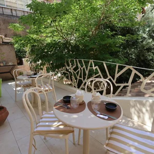 Boutique Hôtel Azur, hotel di Marseille