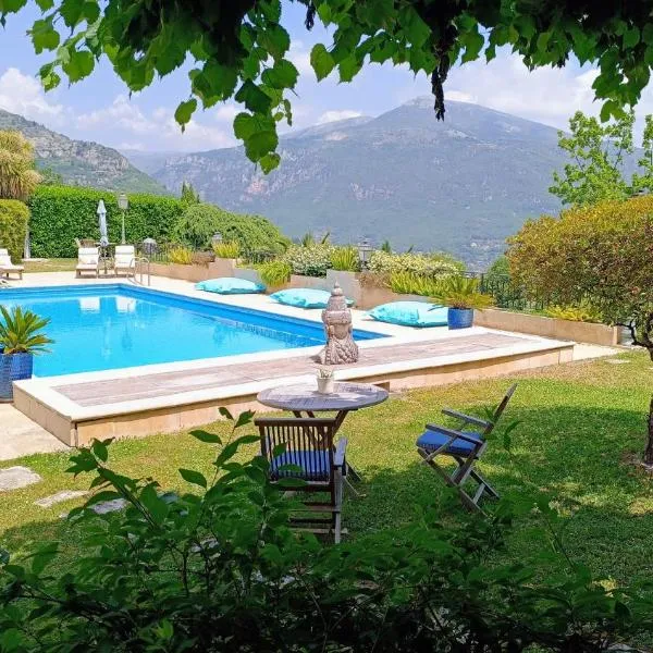Loup Castel Boutique Hotel B&B, hotel em Le Bar-sur-Loup