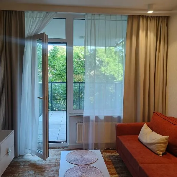 BeL Mare Family Apartments z balkonem i parkingiem: Międzyzdroje şehrinde bir otel