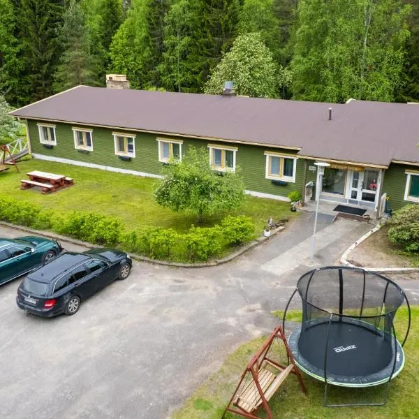 Kyyrönkaita, hótel í Kyyrö