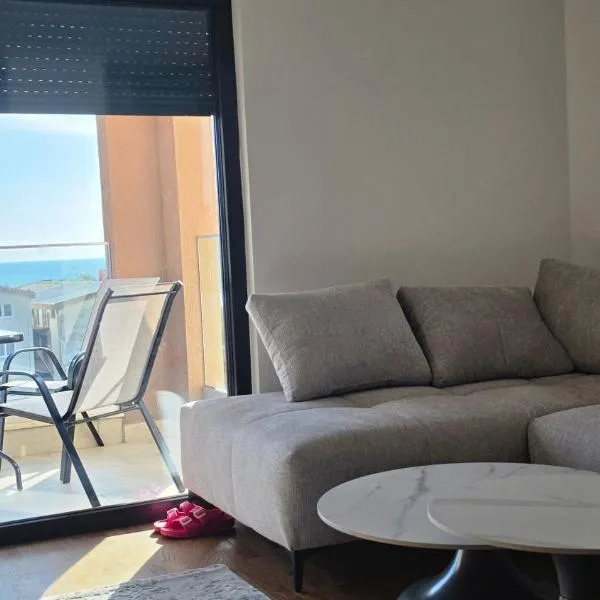 Apartman 55, hotel sa Bar
