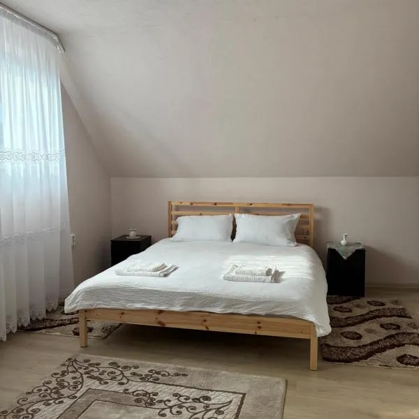 Barabás Guest House, hotel em Brădeşti