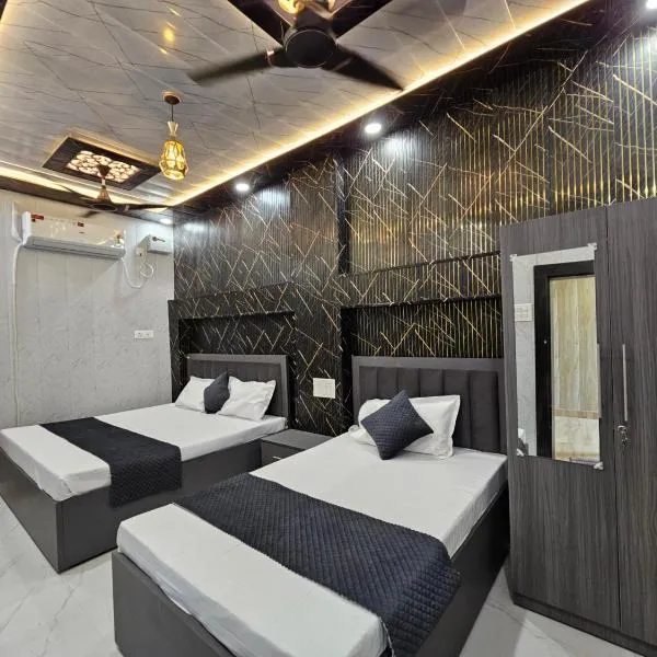 Royal Rani Residency, hotel in Ayodhya
