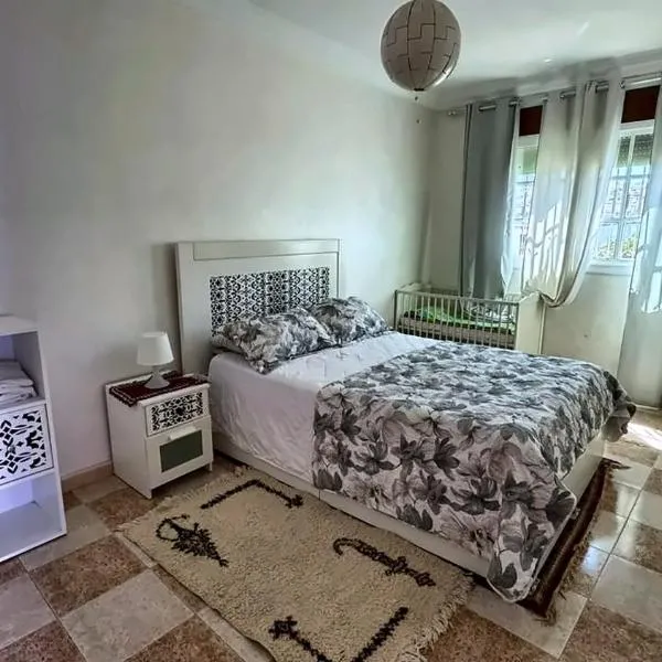 cozy apartment – hotel w mieście Beni Enzar