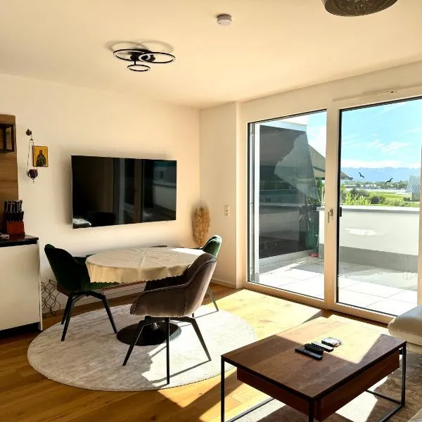 Panorama View Apartment Tirol, hótel í Pill
