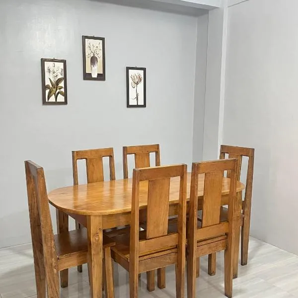 Nenita, hotel Baybay városában