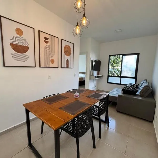 Apartamento Condomínio em Franca Completo Portaria 24h Próximo a Centro de Eventos e Shopping、フランカのホテル