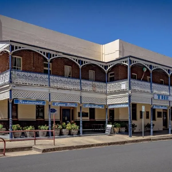 The Old Vic Hotel, отель в городе Canowindra