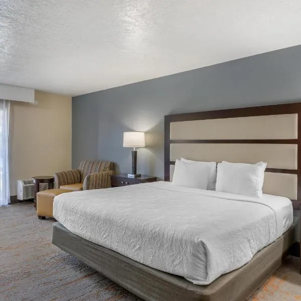 Best Western Sunridge Inn & Conference Center: Baker City şehrinde bir otel