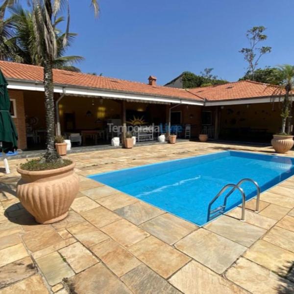 BORACÉIA Maravilhosa Casa Térrea com Piscina, Churrasqueira, 4xSuítes com ar condicionado