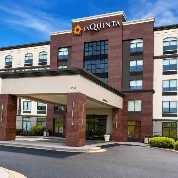 La Quinta Inn & Suites by Wyndham Duluth-Atlanta, hotell i Duluth