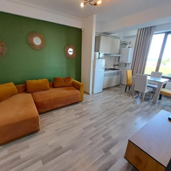 Apartament cu 3 camere decomandat in Mamaia Nord, hotel i Mamaia