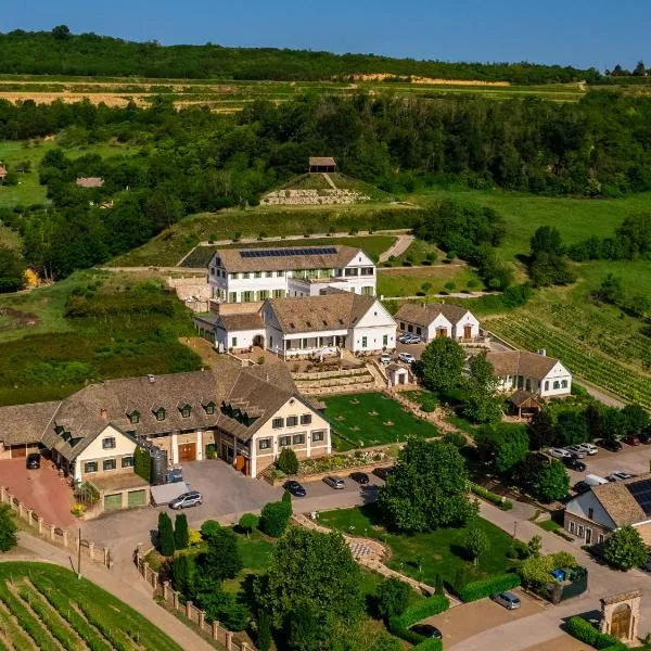 Takler Kúria, hotel v destinácii Szekszárd