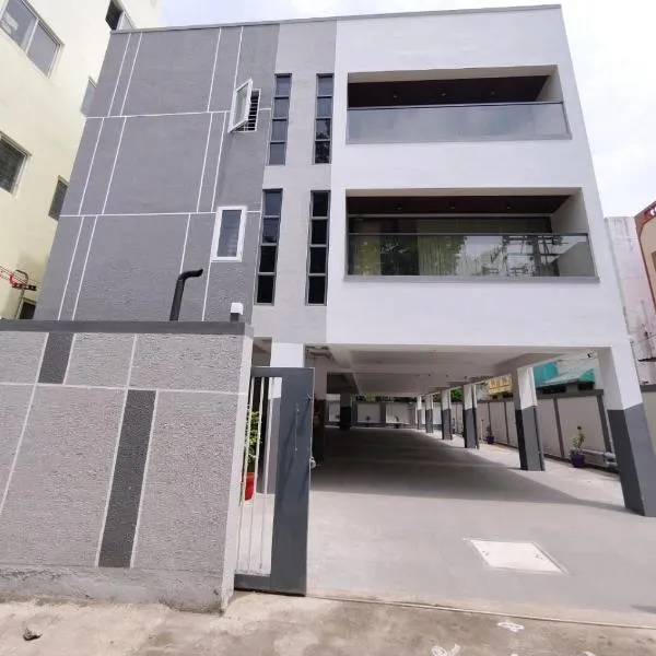 Velmora Luxe Residences، فندق في مادوراي