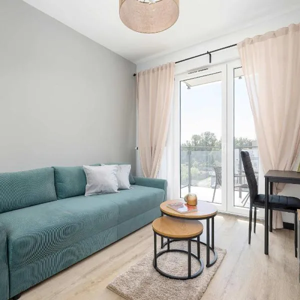 Przytulny Apartament z Balkonem w Centrum Chorzowa by Noclegi Renters, hotell sihtkohas Chorzów